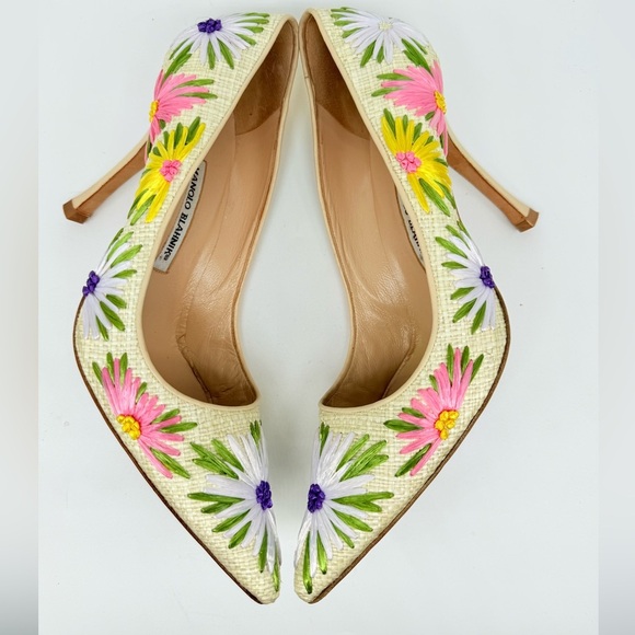 Manolo Blahnik cream BB Newciofi Multicolor Flower embroidered Raffia pumps E42 - Picture 3 of 8